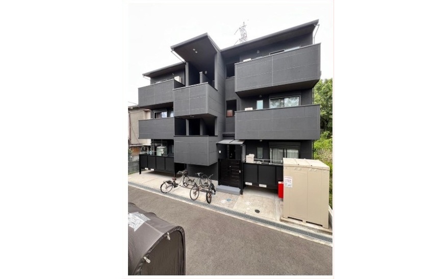 [収益　共同住宅1棟]<br />豊中市稲津町　LOHAUS豊中稲津町-外観