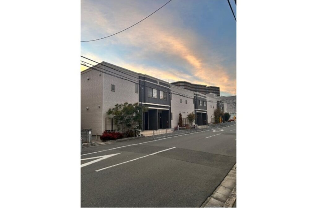 [収益　マンション１棟]<br />堺市西区上野芝向ケ丘町　ルナヴォワール上野芝
